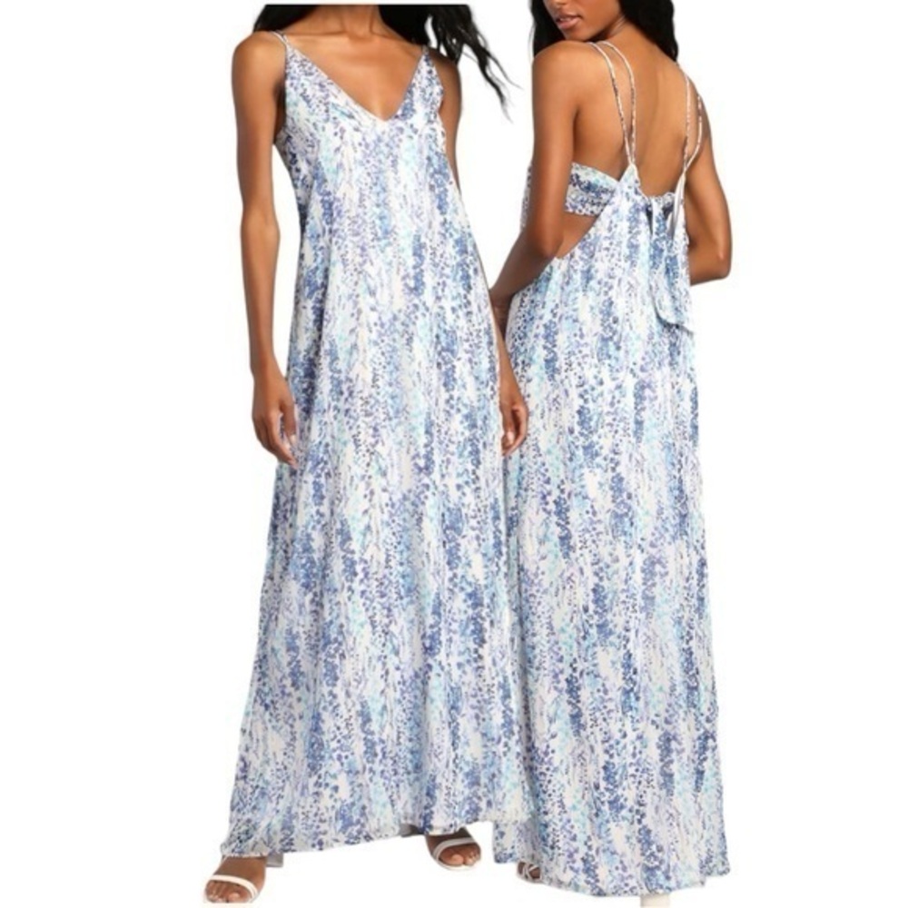 New With Tag Lulu’s Flora Belle White Floral Maxi Dress